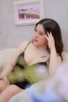 Submissive female loves BDSM, call +971 58 146 3898 