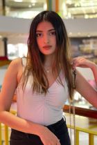 Beautiful girl Priya Sharma indian from escort agency in UAE Beautiful girl Priya Sharma indian from escort agency in UAE